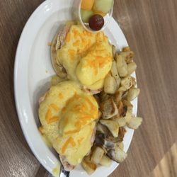 Stacked Pancake & Breakfast House - Eggs Benedict you can see the rotten potatoes mix into my potatoes