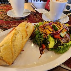 Mon Paris Coffee Shop & Bakery