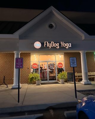 FlyDog Yoga by null