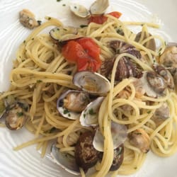 Taverna del Marinaio - Spaghetti with clams.  Amazing