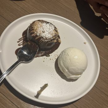 Red Ash - Chocolate dessert and ice cream - Italian Near Me - Austin, Texas Red Ash - Chocolate dessert and ice cream - Italian Near Me - Austin, Texas
