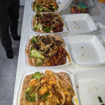 Mark's Kitchen - We may have ordered too much. Their portions are huge June 2025 - American Near Me - Fresno, California Mark's Kitchen - We may have ordered too much. Their portions are huge June 2025 - American Near Me - Fresno, California