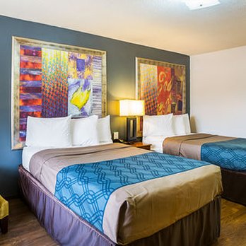 Econo Lodge - Hotels Near Me - Waupaca, Wisconsin Econo Lodge - Hotels Near Me - Waupaca, Wisconsin