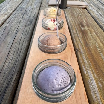 Spotted Duck - Their Keuka Flight with: Fleur Bleu (10/10), Chocolate (8/10), Cherry Cheesecake (7/10), Peach (10/10) - Ice Cream & Frozen Yogurt Near Me - Penn Yan, New York