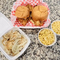 Mars VFW Post 7505 - Small fish sandwich, Mac and Cheese, & pierogi