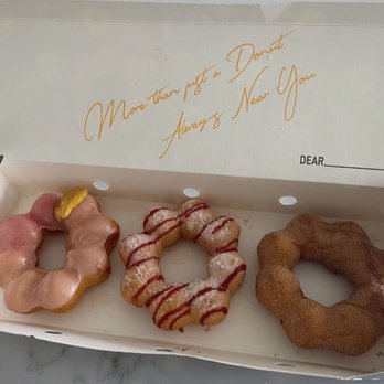 Mochinut - Seattle - 3 x Premium Mochi Donuts (guava, raspberry funnel cake, churros with caramel) - Donuts Near Me - Seattle, Washington