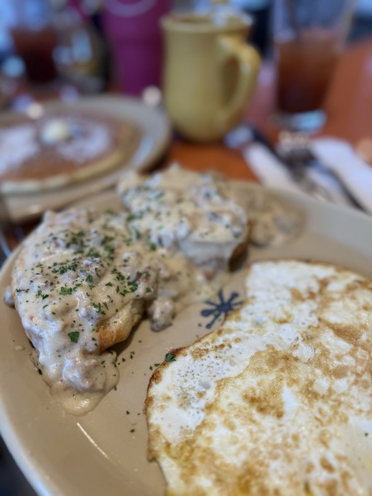 Snooze, an A.M. Eatery