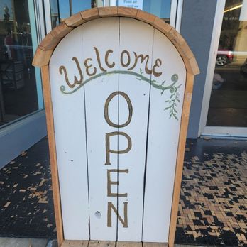 Liquidation Sales by AJ's - Women's Clothing Near Me - Blackstone, Virginia Liquidation Sales by AJ's - Women's Clothing Near Me - Blackstone, Virginia
