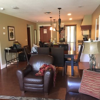 Solara Resort and Spa - Living & dining room & kitchen - Hotels Near Me - Canmore, Alberta