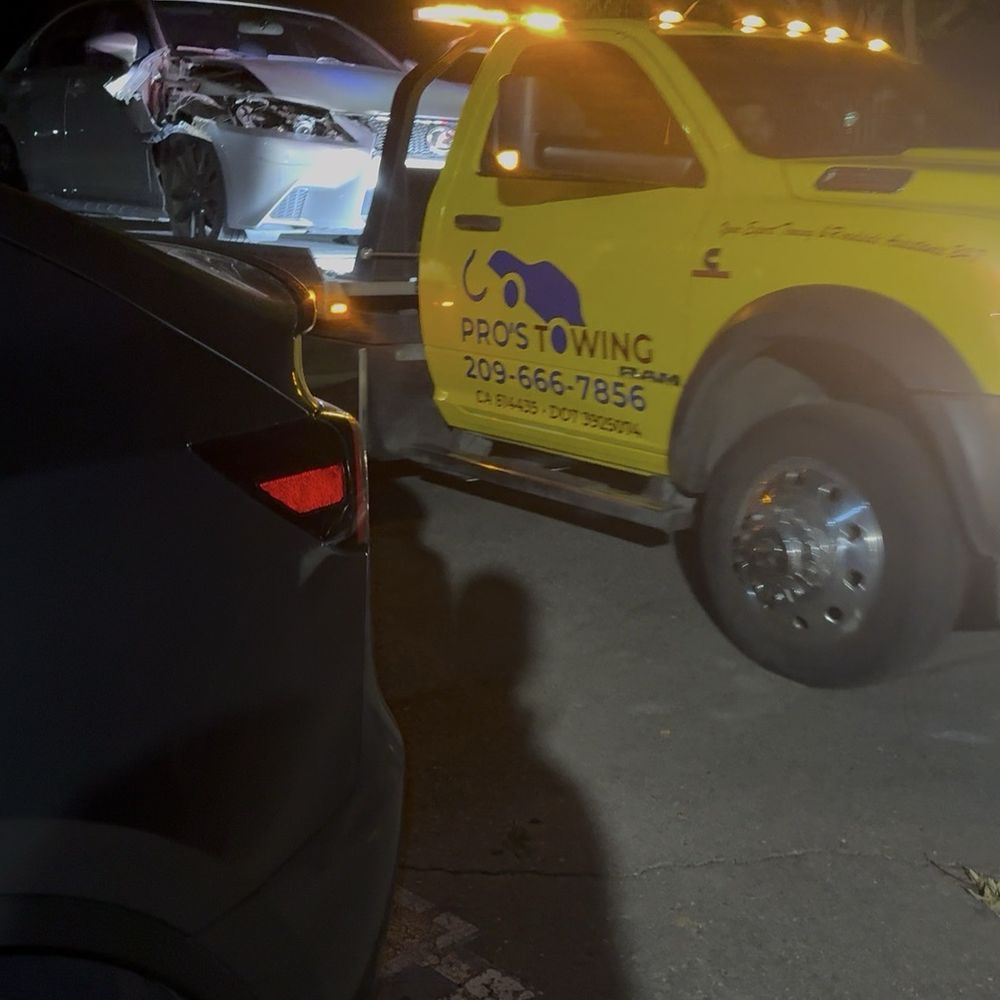 Pro's Towing - The tow truck arriving with my customer vehicle - Towing Near Me - Tracy, California Pro's Towing - The tow truck arriving with my customer vehicle - Towing Near Me - Tracy, California