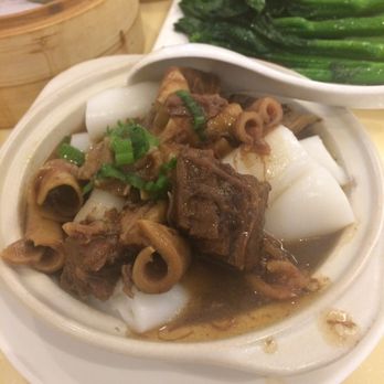 MingHin Cuisine - Beef brisket with rice noodle rolls - Dim Sum Near Me - Rolling Meadows, Illinois MingHin Cuisine - Beef brisket with rice noodle rolls - Dim Sum Near Me - Rolling Meadows, Illinois