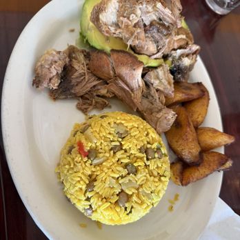 El Rinconcito Restaurant & Bar - Stuffed avocado with pernil - Latin American Near Me - Orlando, Florida El Rinconcito Restaurant & Bar - Stuffed avocado with pernil - Latin American Near Me - Orlando, Florida