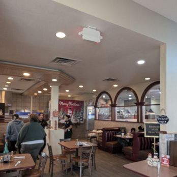 Ely’s Restaurant - Inside the restaurant is bright and cheery. Very neat and very clean - Breakfast & Brunch Near Me - Henderson, Nevada