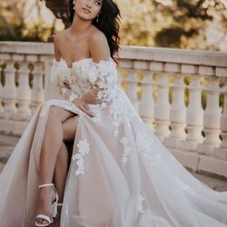 Magnolia Bridal - Long sleeve wedding dresses