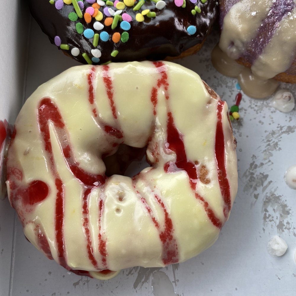 Duck Donuts - Help me, I'm meeeelting! - Donuts Near Me - Greensboro, North Carolina Duck Donuts - Help me, I'm meeeelting! - Donuts Near Me - Greensboro, North Carolina
