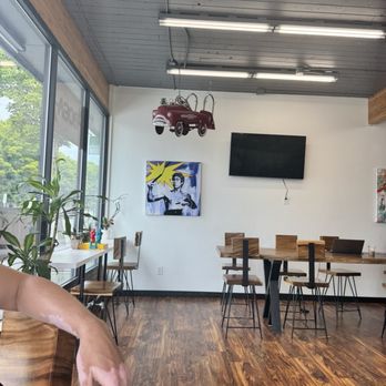 BOGA - Inside - Bubble Tea Near Me - Renton, Washington BOGA - Inside - Bubble Tea Near Me - Renton, Washington