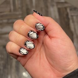 Genova Nail Spa Memorial - Butterfly nails by Taylor!!! she is so talented!!! She is worth the wait!!!!