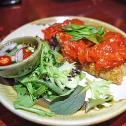 Kinn Thai
