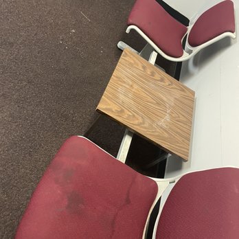 Firestone Complete Auto Care - Dirty chairs - Tires Near Me - San Antonio, Texas