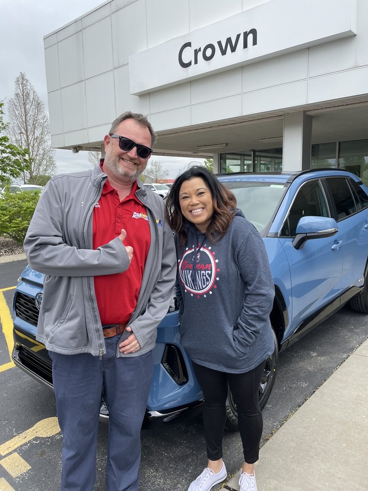 CROWN TOYOTA OF LAWRENCE 56 Photos & 30 Reviews Car Dealers 3430