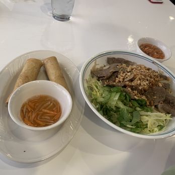 Pho Saigon - Egg rolls and bun bo xao (beef and vermicelli) - Vietnamese Near Me - West Hartford, Connecticut Pho Saigon - Egg rolls and bun bo xao (beef and vermicelli) - Vietnamese Near Me - West Hartford, Connecticut