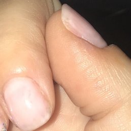 The manicure looks old, dirty, faded. This image is from the same day as getting the manicure. Could have painted them better with my feet. The manicure looks old, dirty, faded. This image is from the same day as getting the manicure. Could have painted them better with my feet.