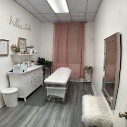Her wax studio Her wax studio