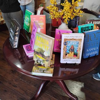 Honey and Hue - Bookstores Near Me - Chicago, Illinois