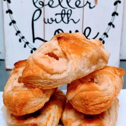 Vegan Delights - Cheeze Pastry- "Quesitos"