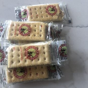 Chicken Salad Chick - So many crackers! - Southern Near Me - Creve Coeur, Missouri Chicken Salad Chick - So many crackers! - Southern Near Me - Creve Coeur, Missouri