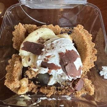 Urban Plates - Banana Cream Pie - New American Near Me - Long Beach, California Urban Plates - Banana Cream Pie - New American Near Me - Long Beach, California