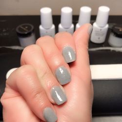 Azure Spa & Nails - Right hand dipping Powder nails