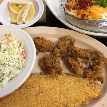 Crockett Seafood & Steak - Seafood Near Me - Crockett, Texas