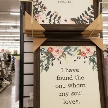 Hobby Lobby - Art Supplies Near Me - Lombard, Illinois