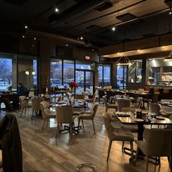 S W Clyborne Provision & Spirits - Interior