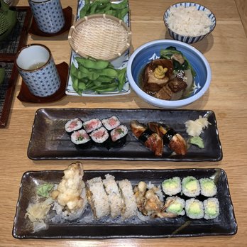 Sushi Taro - Avocado Roll and Live Soft Shell Crab Tempura Roll - Sushi Bars Near Me - Washington, DC, District of Columbia Sushi Taro - Avocado Roll and Live Soft Shell Crab Tempura Roll - Sushi Bars Near Me - Washington, DC, District of Columbia