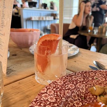 Little Hen - Paloma - Breakfast & Brunch Near Me - Weston, Florida Little Hen - Paloma - Breakfast & Brunch Near Me - Weston, Florida