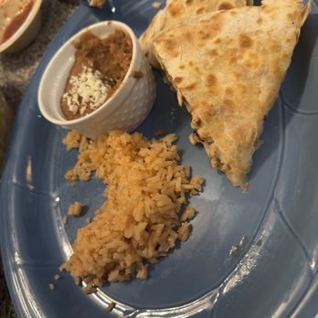 Luna y Sol Cantina - Quesadillas - Mexican Near Me - Austell, Georgia Luna y Sol Cantina - Quesadillas - Mexican Near Me - Austell, Georgia