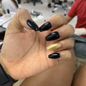 Key West Nail lounge - Full set (acrylic) - Nail Salons Near Me - Key West, Florida