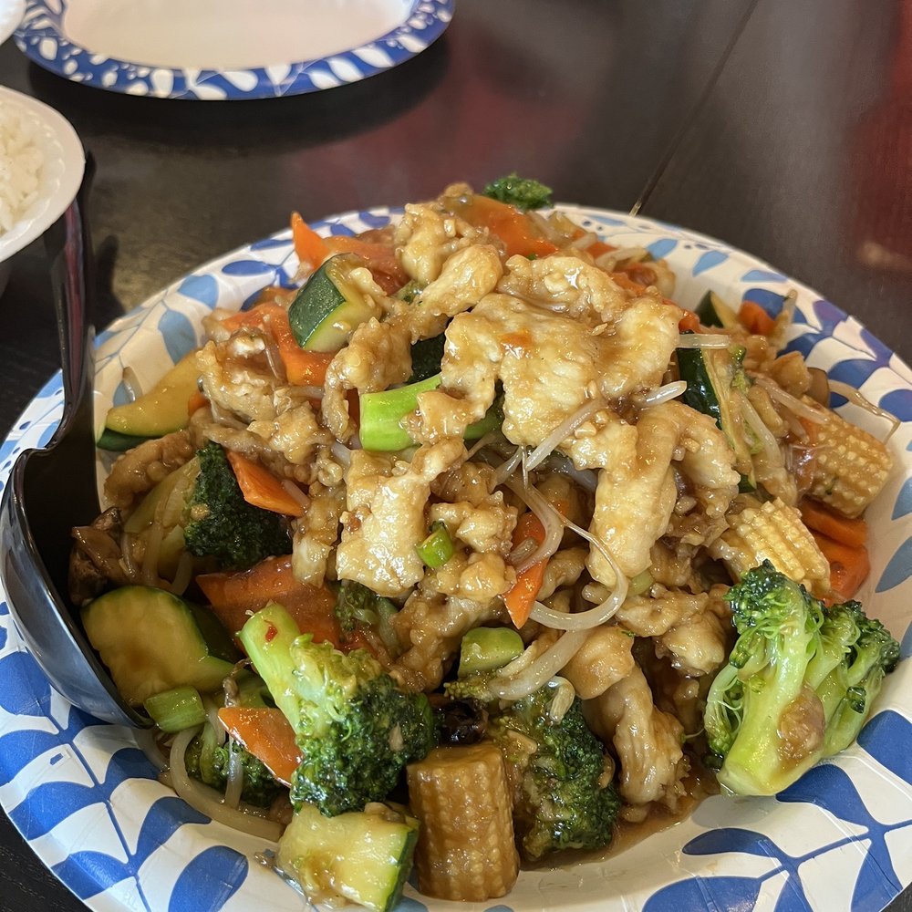 Red Chilli - 28. Chicken Chop Suey - Chinese Near Me - Redlands, California Red Chilli - 28. Chicken Chop Suey - Chinese Near Me - Redlands, California