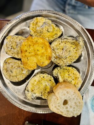 Creole House Restaurant & Oyster Bar by null