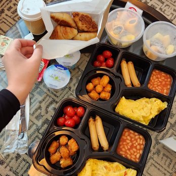 富豪機場酒店 - Breakfast - Hotels Near Me - Hong Kong, HK 富豪機場酒店 - Breakfast - Hotels Near Me - Hong Kong, HK