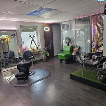 6th dimension - Main room with shampoo area, we also have a private processing room, break area, storage room and spfx makeup studio inside! - Hair Salons Near Me - Charlotte, North Carolina 6th dimension - Main room with shampoo area, we also have a private processing room, break area, storage room and spfx makeup studio inside! - Hair Salons Near Me - Charlotte, North Carolina