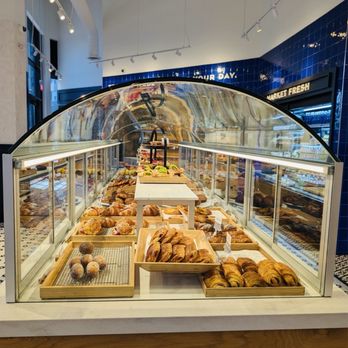 Paris Baguette - Pastries - Coffee & Tea Near Me - Herndon, Virginia Paris Baguette - Pastries - Coffee & Tea Near Me - Herndon, Virginia