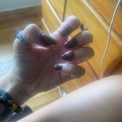 Top Nails