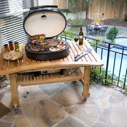Southern Hearth and Grills - Primo Ceramic Grill