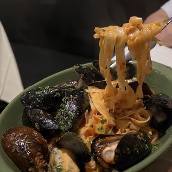 Rome's Flavours - Fettuccine Mussels and Spicy Tomato - Desserts Near Me - Winter Park, Florida