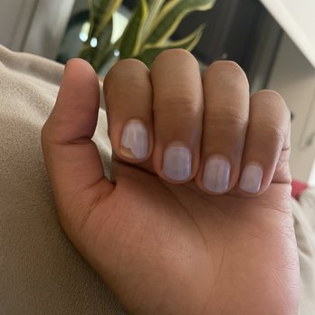 Summer Nail Studio 2 - One of the many chipped nails - Nail Salons Near Me - New York, New York Summer Nail Studio 2 - One of the many chipped nails - Nail Salons Near Me - New York, New York
