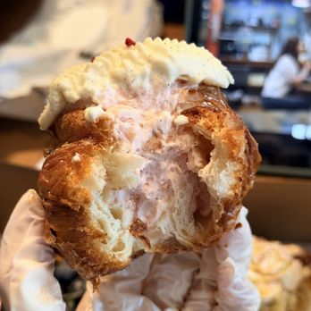 Browned - Rose raspberry lychee griffin - Coffee & Tea Near Me - San Gabriel, California Browned - Rose raspberry lychee griffin - Coffee & Tea Near Me - San Gabriel, California