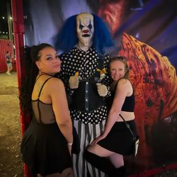 Scream-A-Geddon - 2 girls and a ghoul
